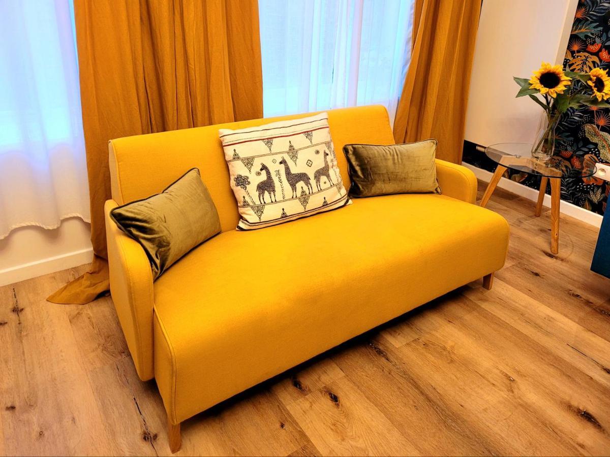 Brand New Rooms With Private Bathroom And Balcony-Terrasse Brussels Exterior photo