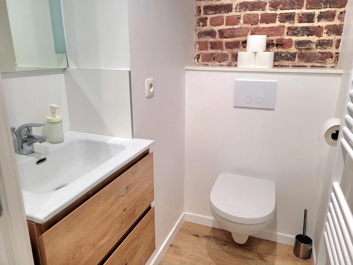 Brand New Rooms With Private Bathroom And Balcony-Terrasse Brussels Exterior photo